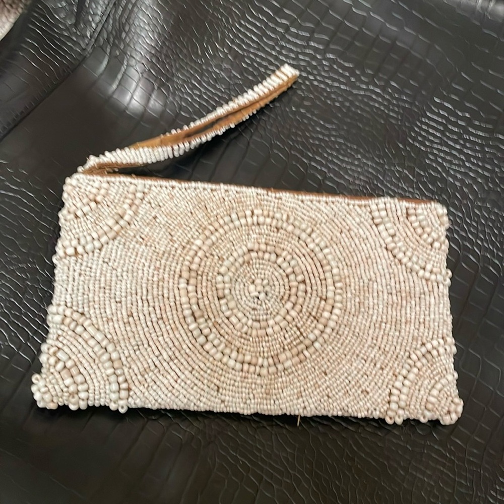 🌴 Tommy Bahama Seaside Shell Bead Clutch Purse Wristlet